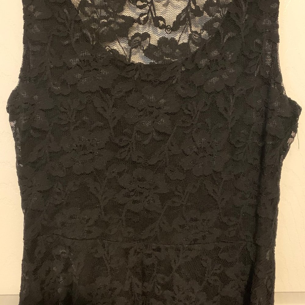 Lace Dress - Picture 3 of 3